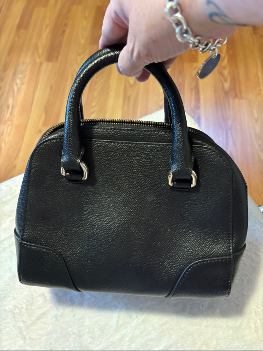 Furla Black Crossbody Bag with Card Holder and Strap - Picture 12 of 12